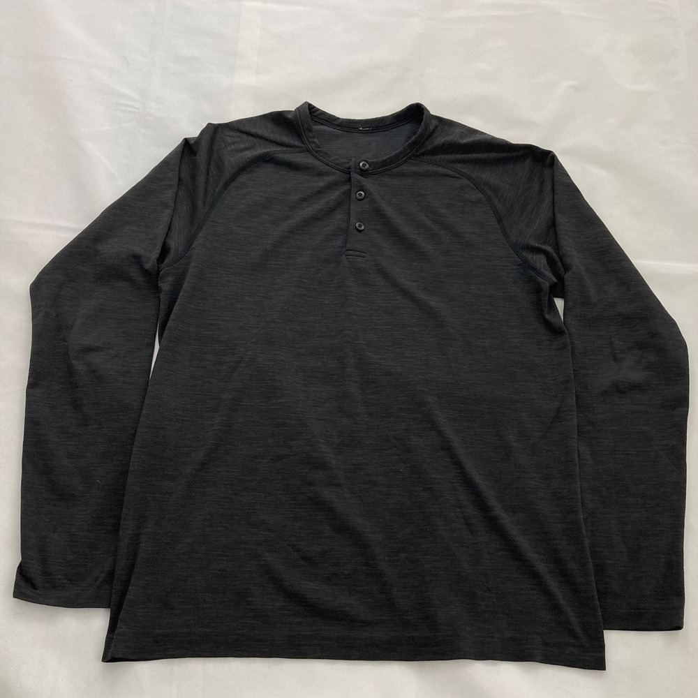 Lululemon Metal Vent Tech Henley Long Sleeve Shirt Dark Grey Heather Mens